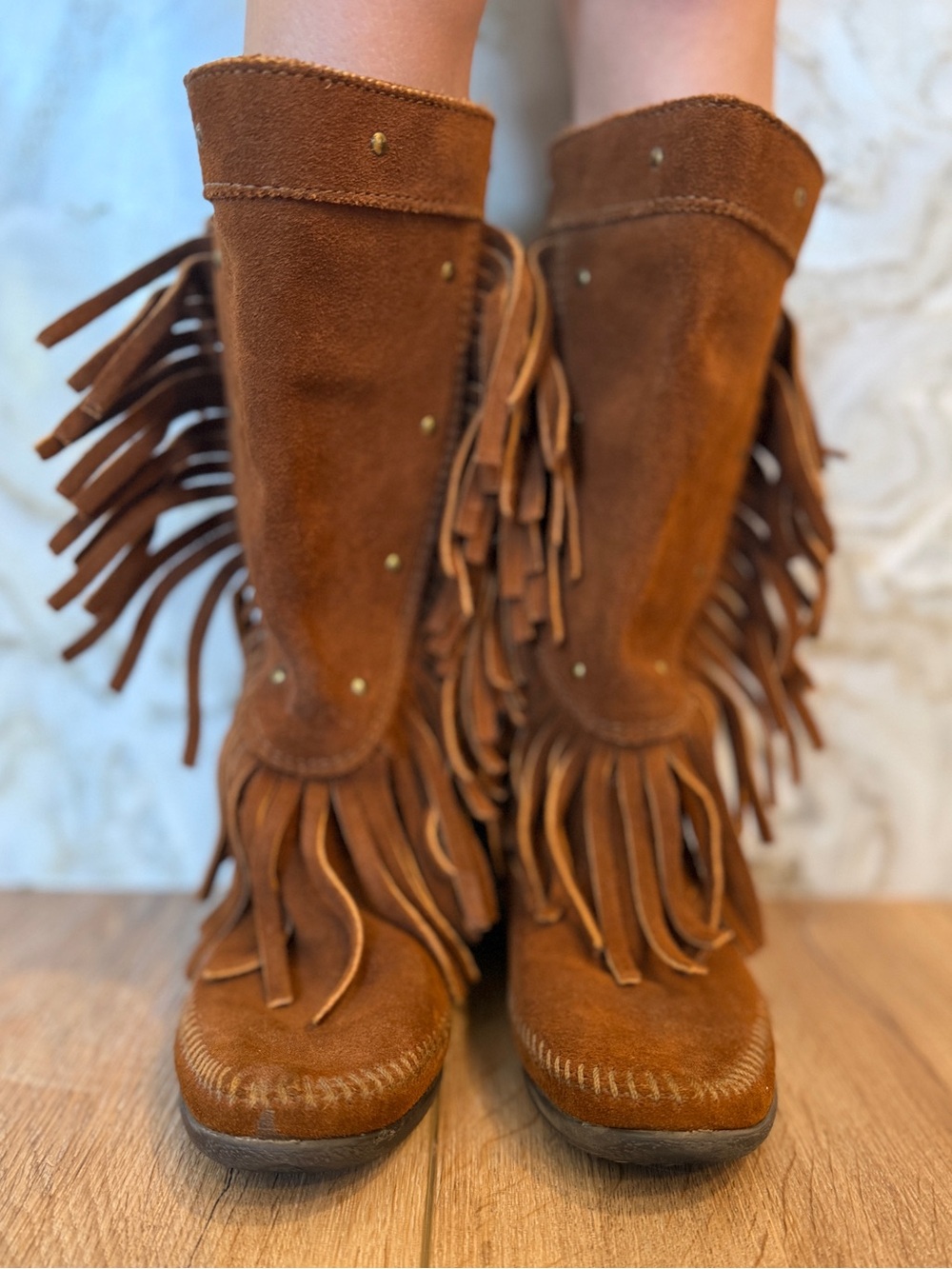 Minnetonka Brown Suede Fringe Moccasin Boots
